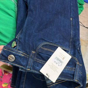 Calça Jeans Cintura Alta 2 botões